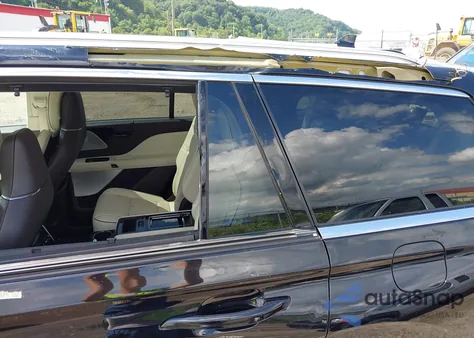 2022 Lincoln Aviator Black Label z USA, uszkodzony, nr VIN 5LM5J9XC6NGL10684